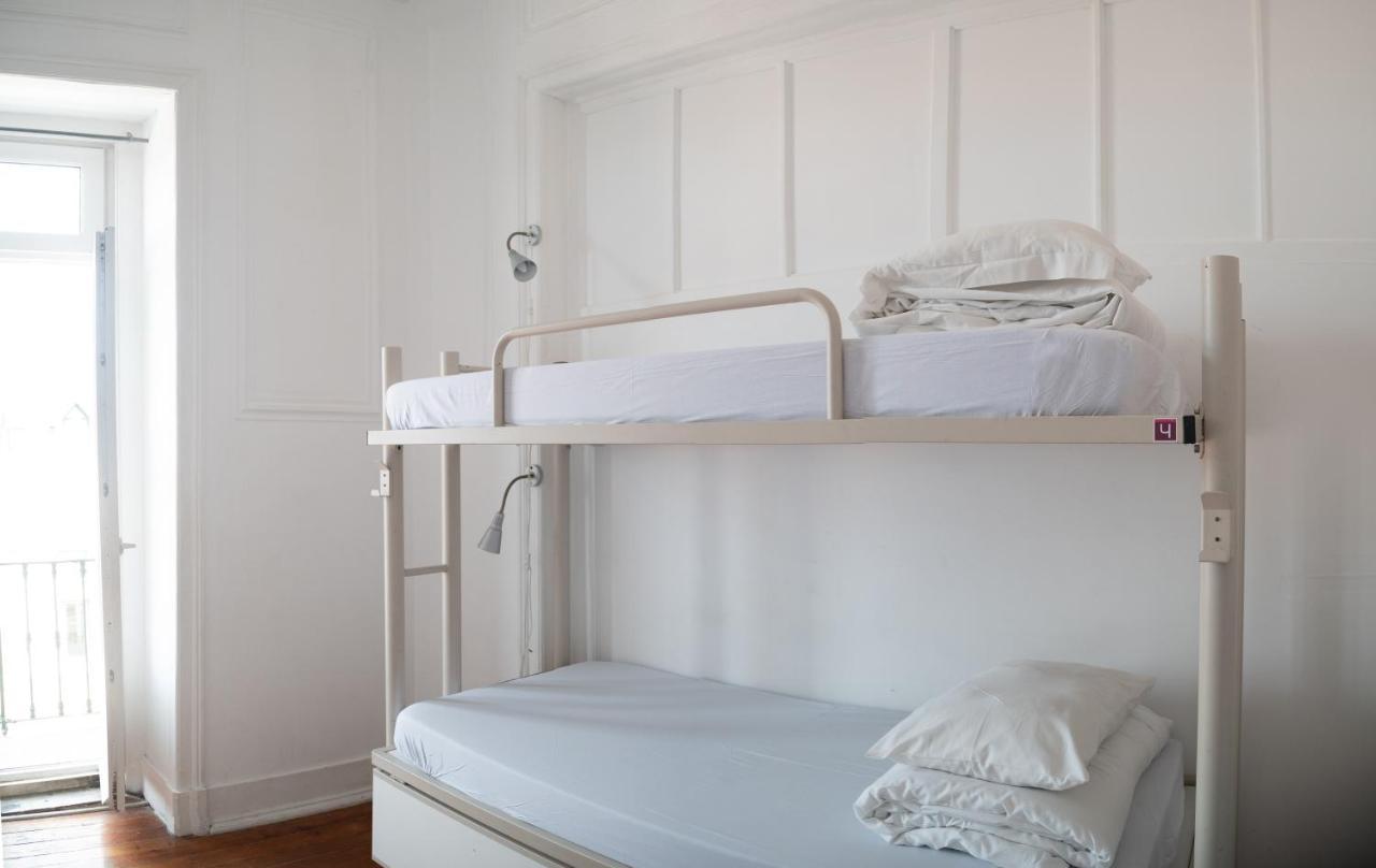 Safestay Lisbon Bairro Alto Exteriör bild