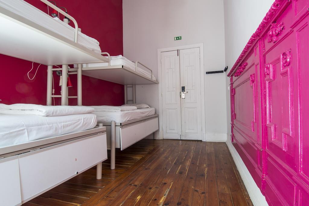 Safestay Lisbon Bairro Alto Exteriör bild